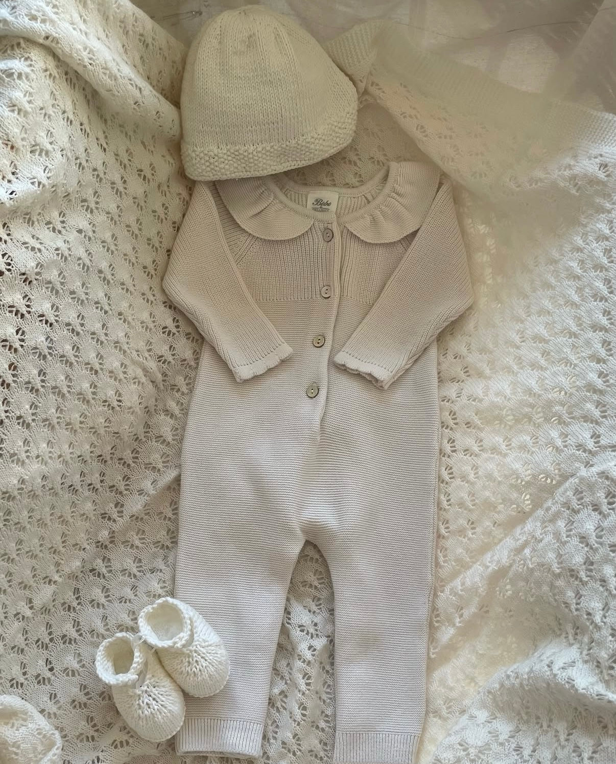 Bébé by Minihaha Molly Tofu Collared Knitted Romper