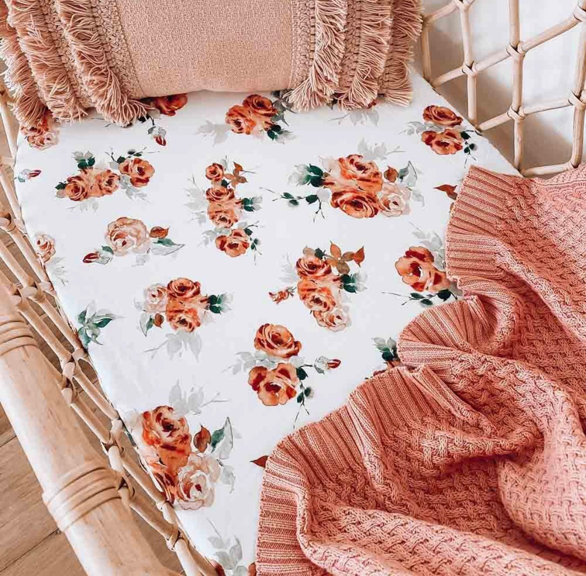 Snuggle Hunny Bassinet / Change Pad Cover Rosebud