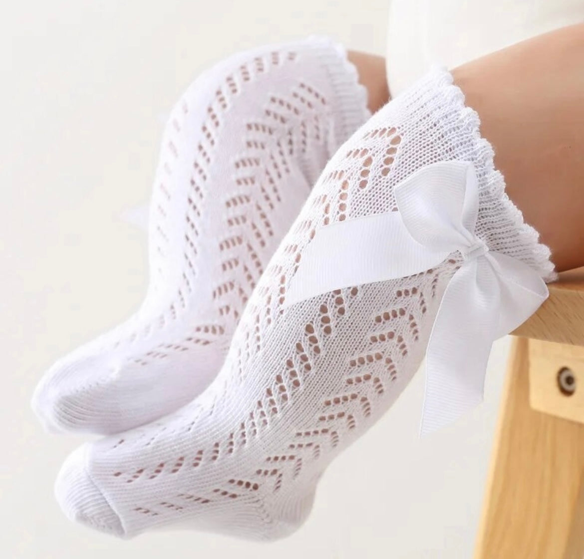 Knee High Cotton Socks White with Bow