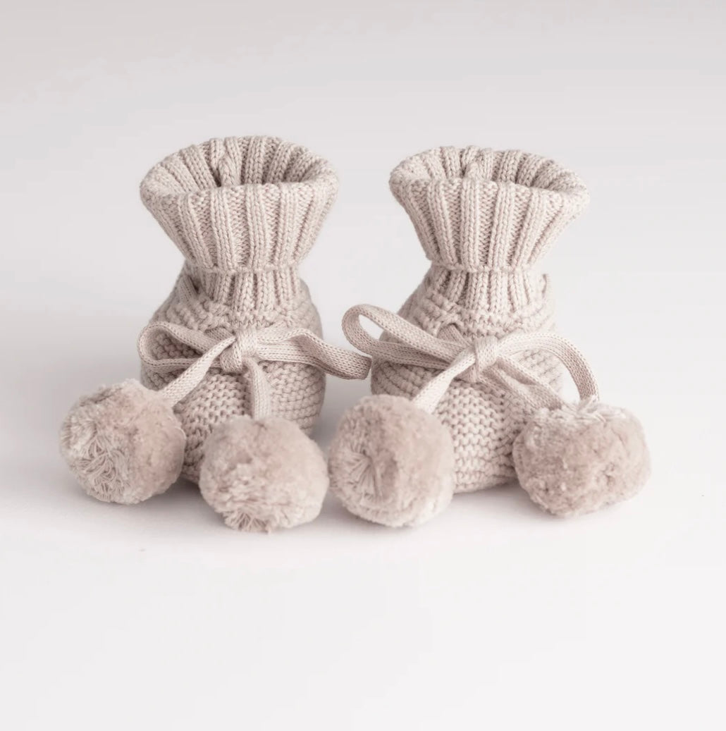 Thea With Love Knitted Booties Milky Coffee