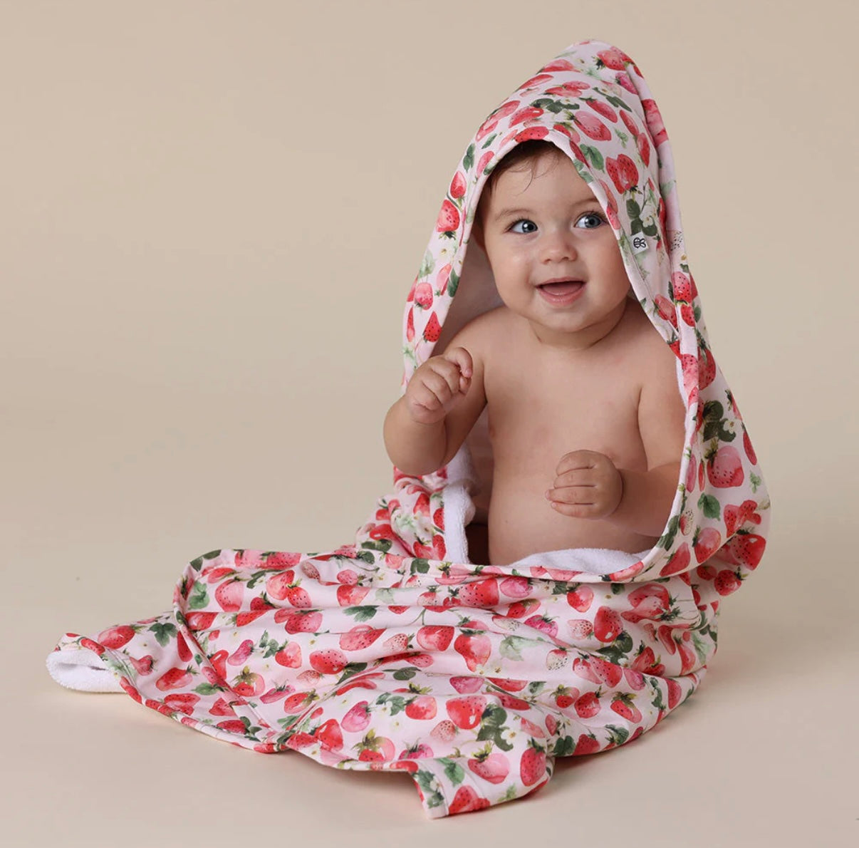 Snuggle Hunny Strawberry Hooded Towel