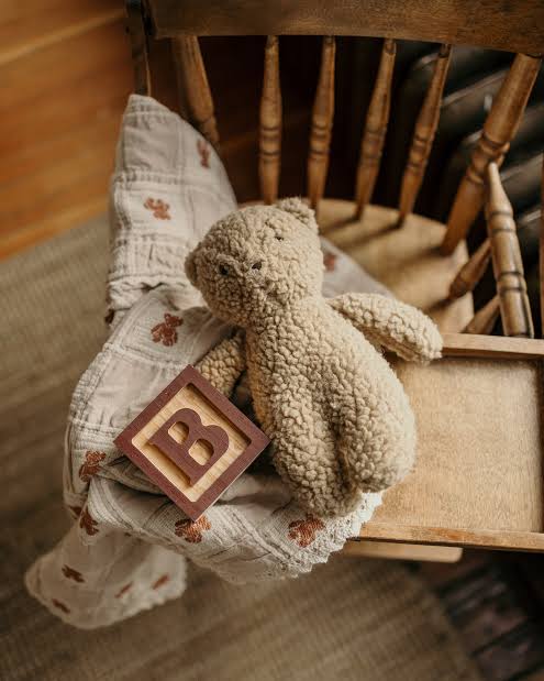 Alimrose Charlie Bear Oatmeal