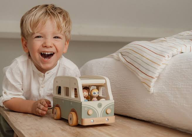 Little Dutch Vintage Campervan