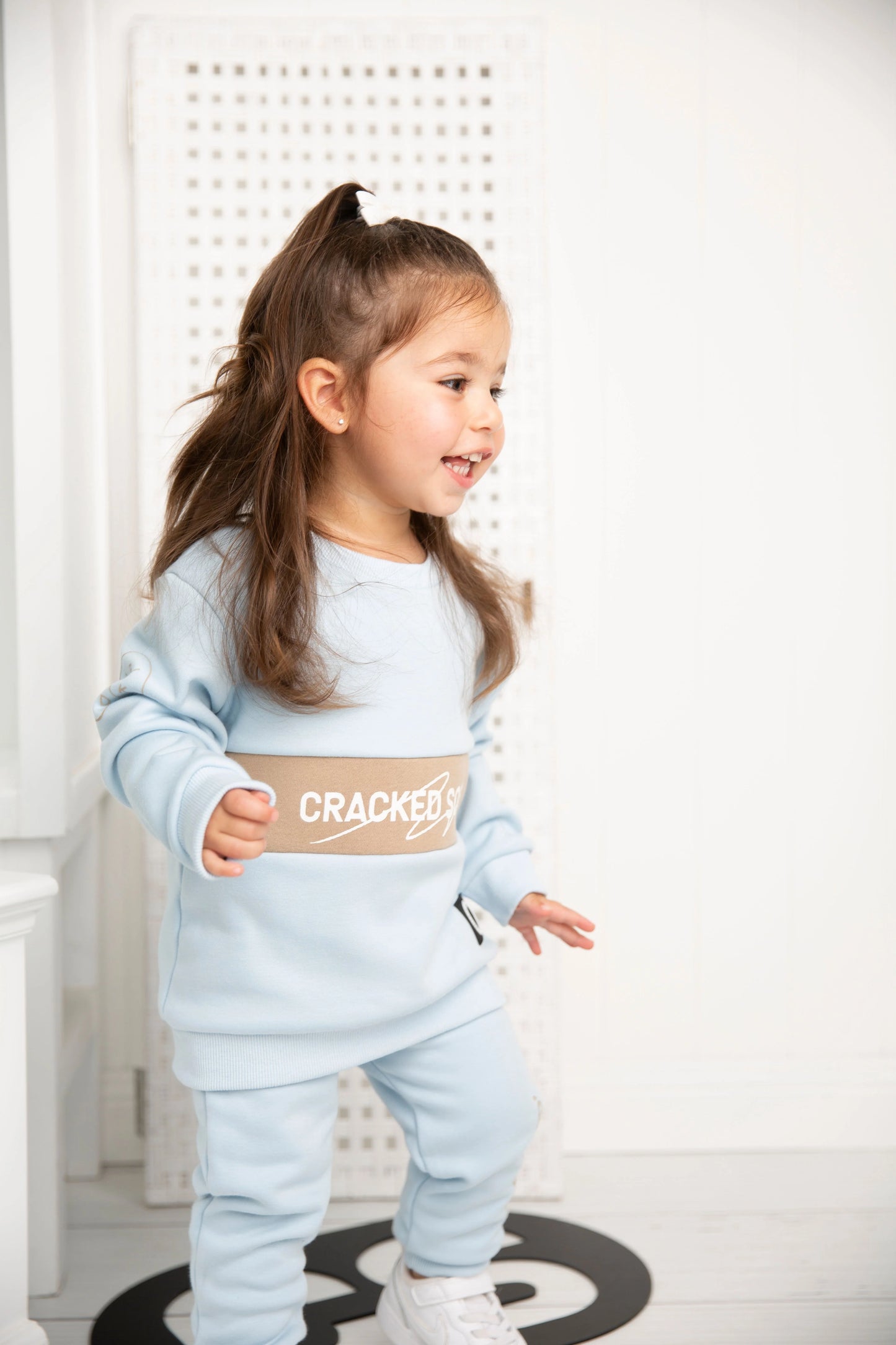 Cracked Soda 2 Piece Vienna Detailed Crew Set Powder Blue