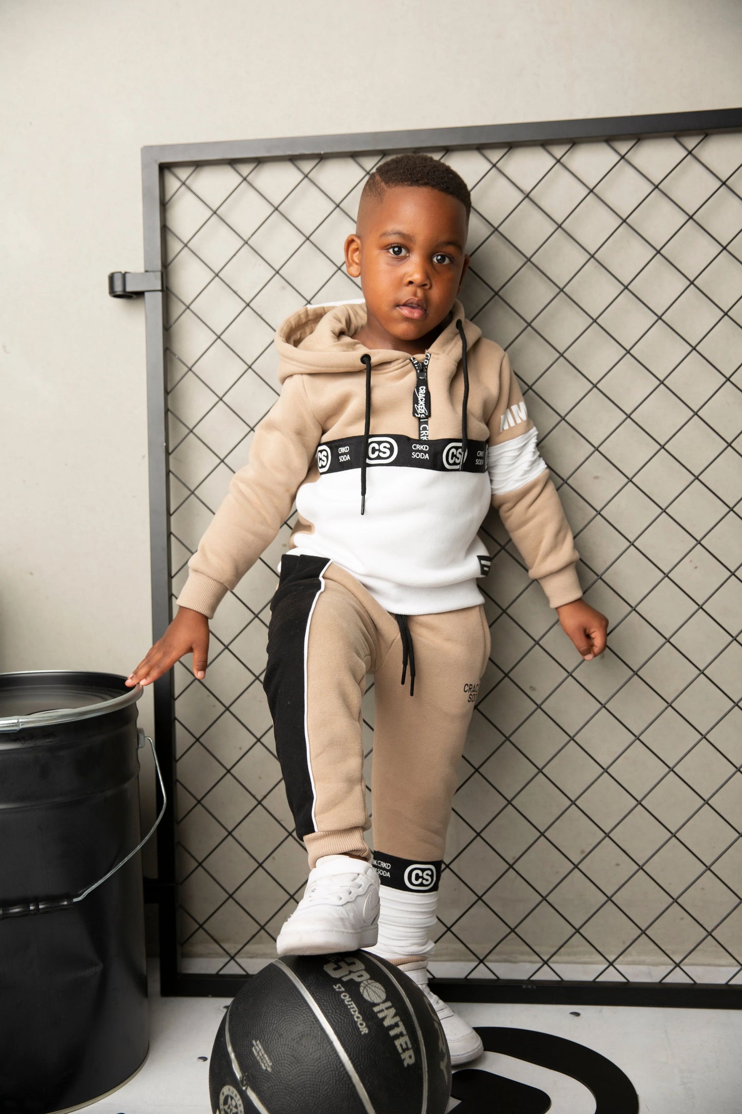 Cracked Soda Albie Trackpants Biscuit