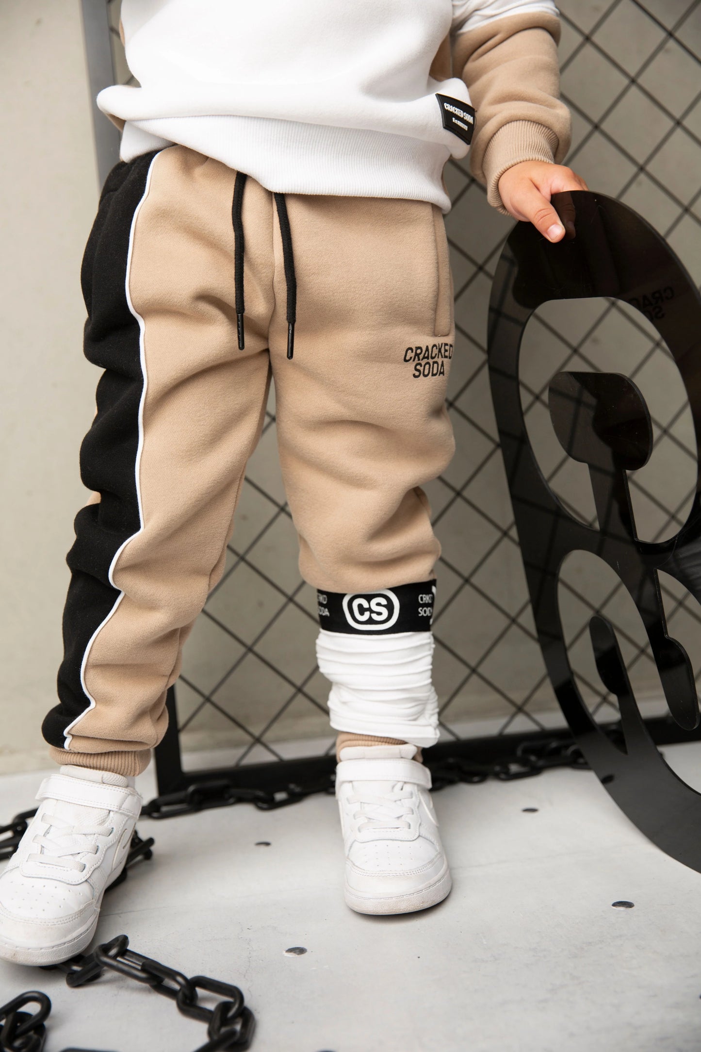 Cracked Soda Albie Trackpants Biscuit