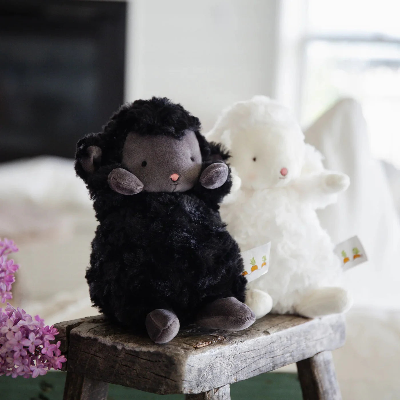 Bunnies By The Bay Wee Kiddo Lamb Black