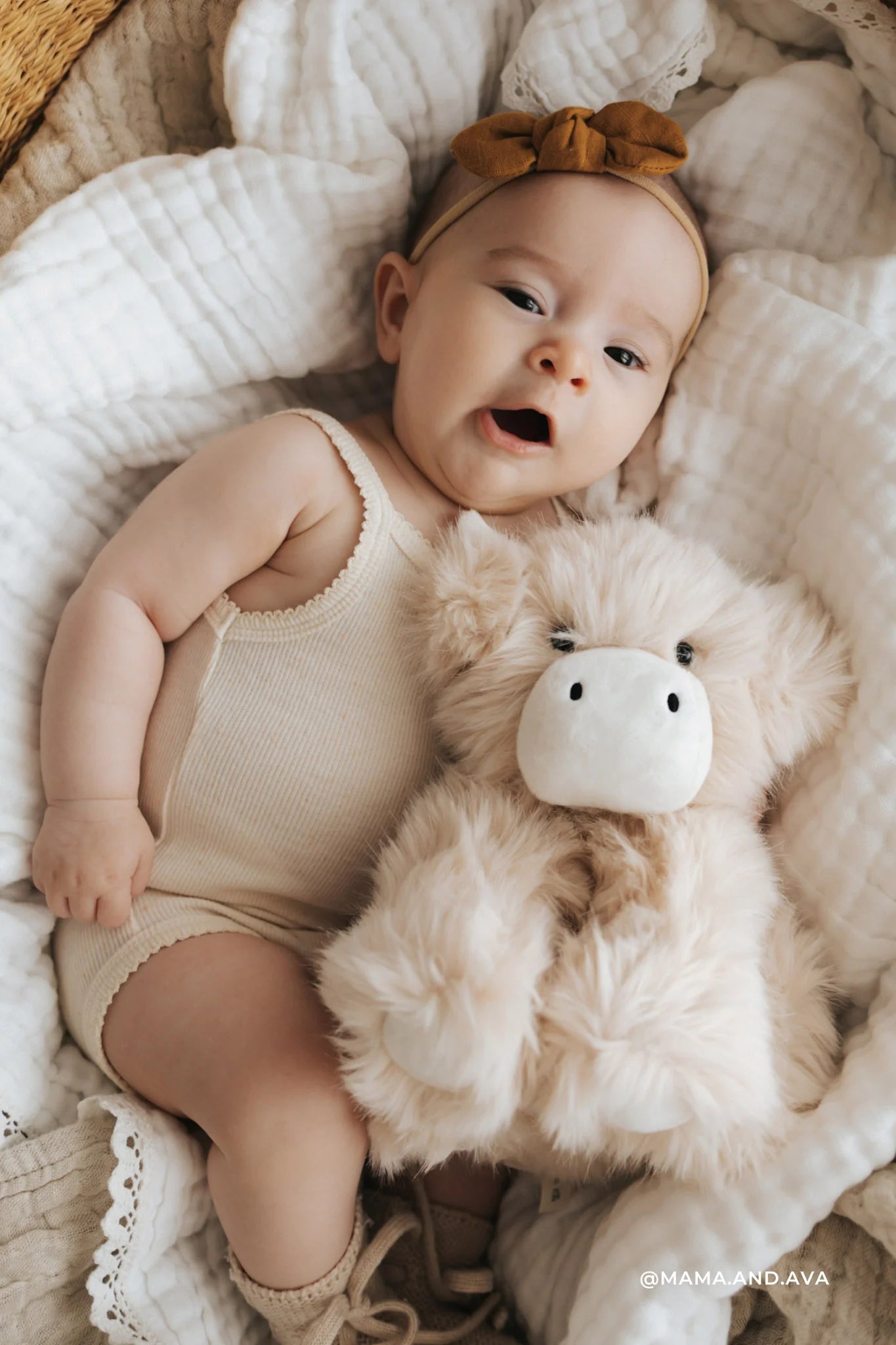 Jamie Kay Snuggle Bunnies Hilda Highland Cow