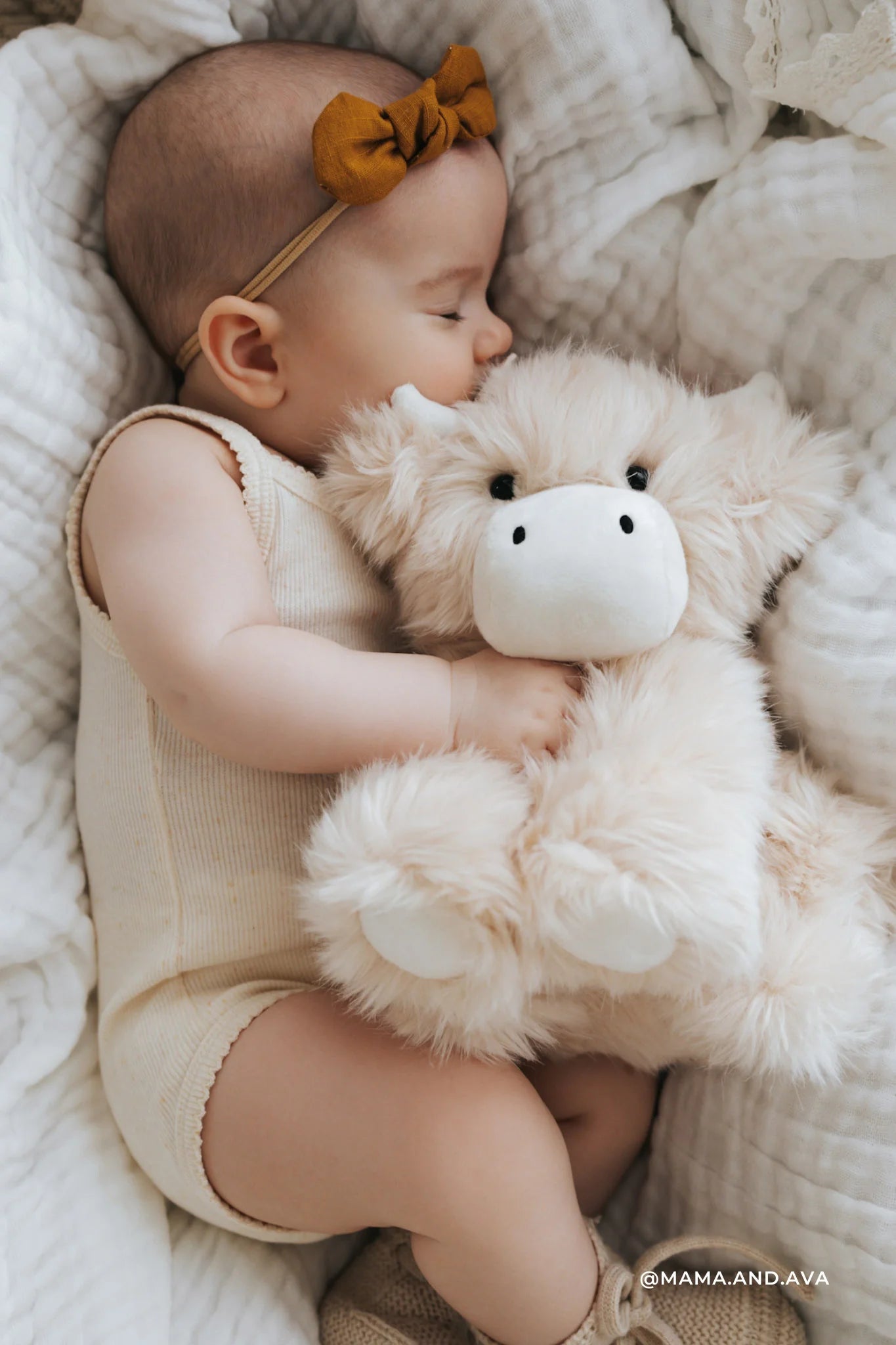 Jamie Kay Snuggle Bunnies Hilda Highland Cow