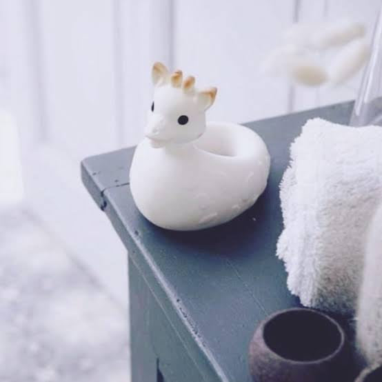 Sophie The Giraffe So Pure Bath Toy
