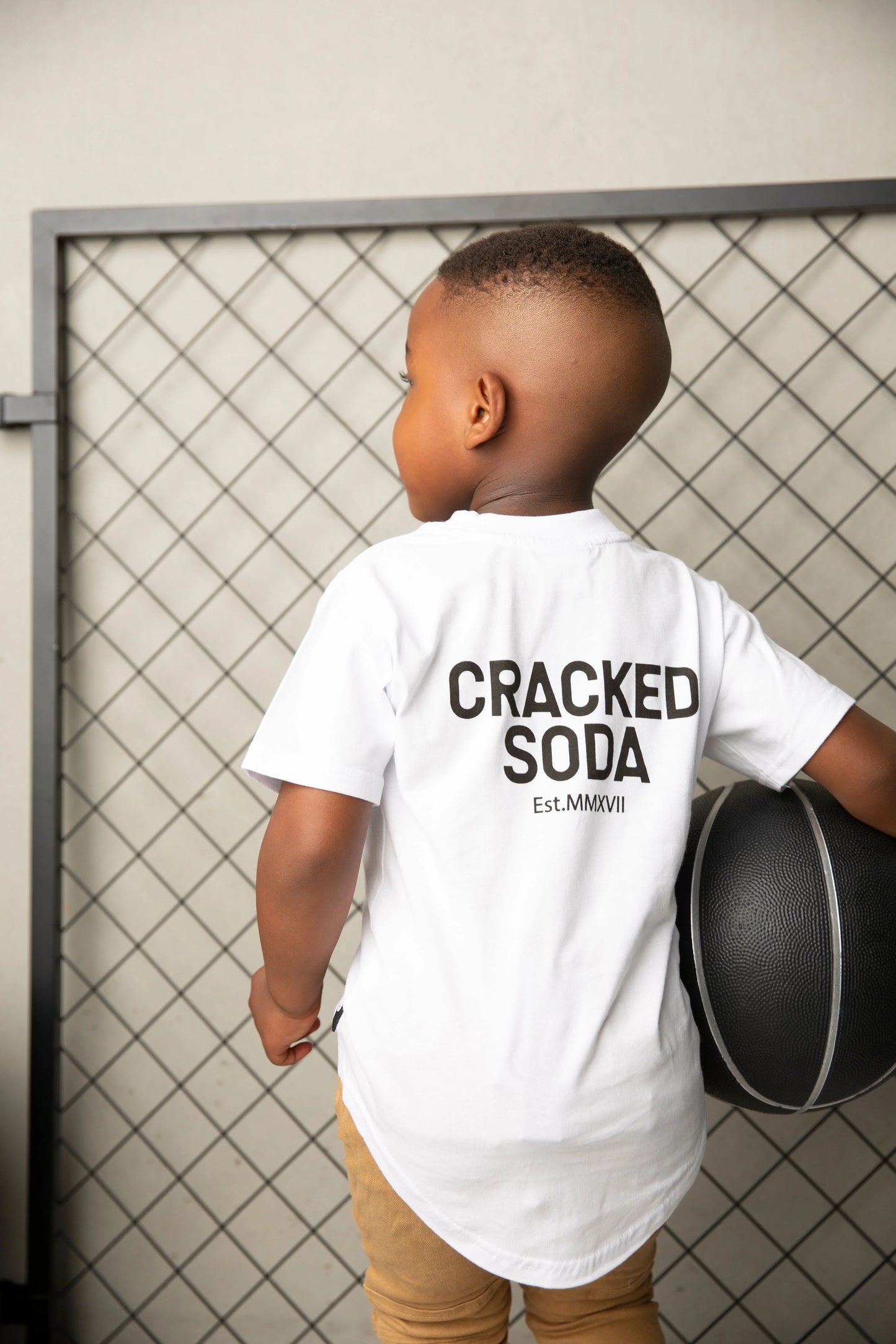 Cracked Soda Essential Tee White
