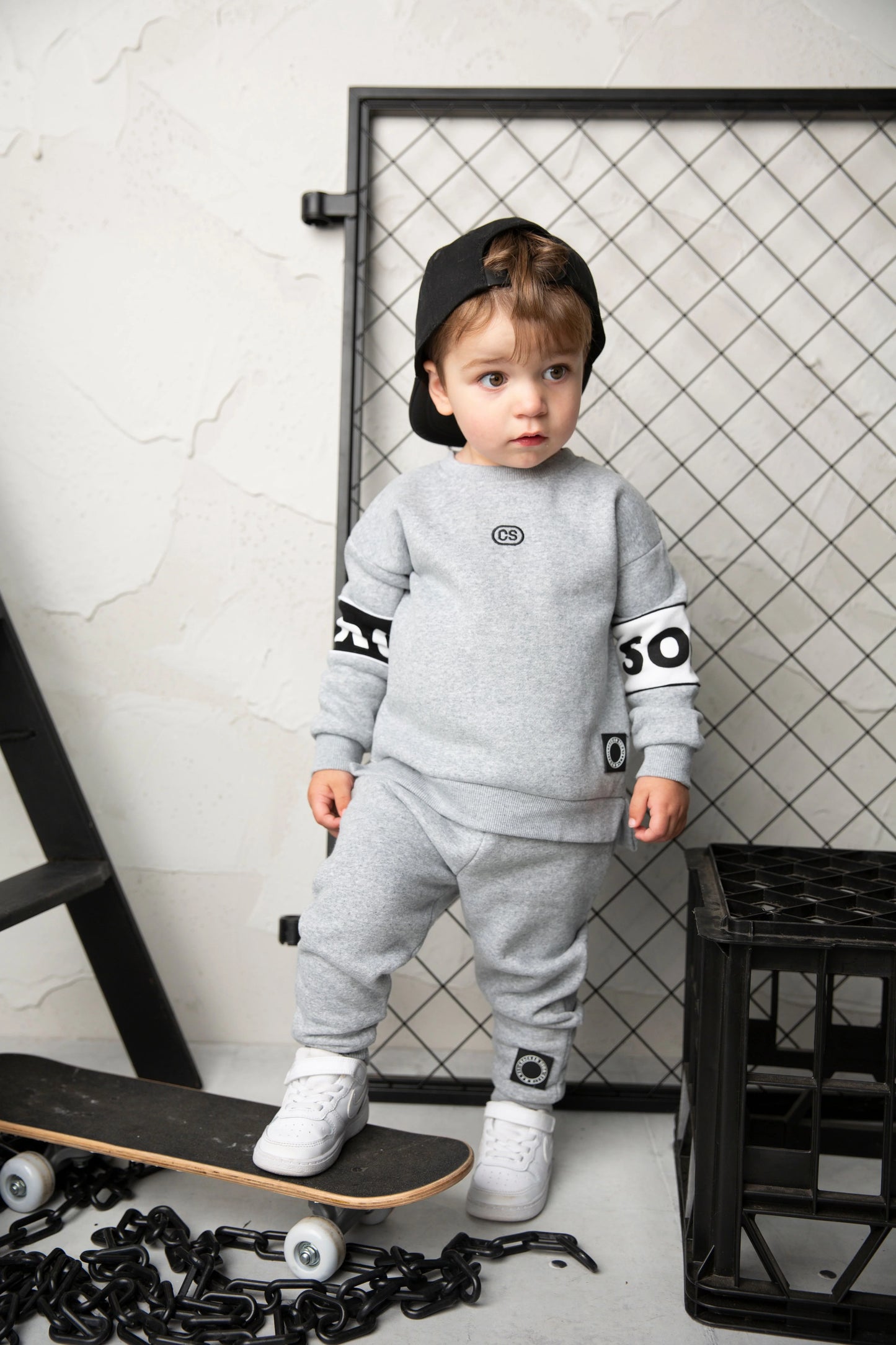 Cracked Soda 2 Piece Tommy Detailed Set Grey