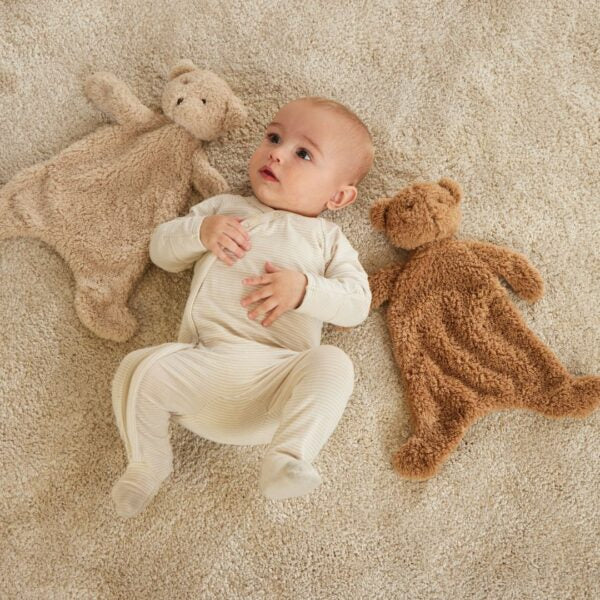 Jiggle & Giggle Cuddly Bear Comforter Cream