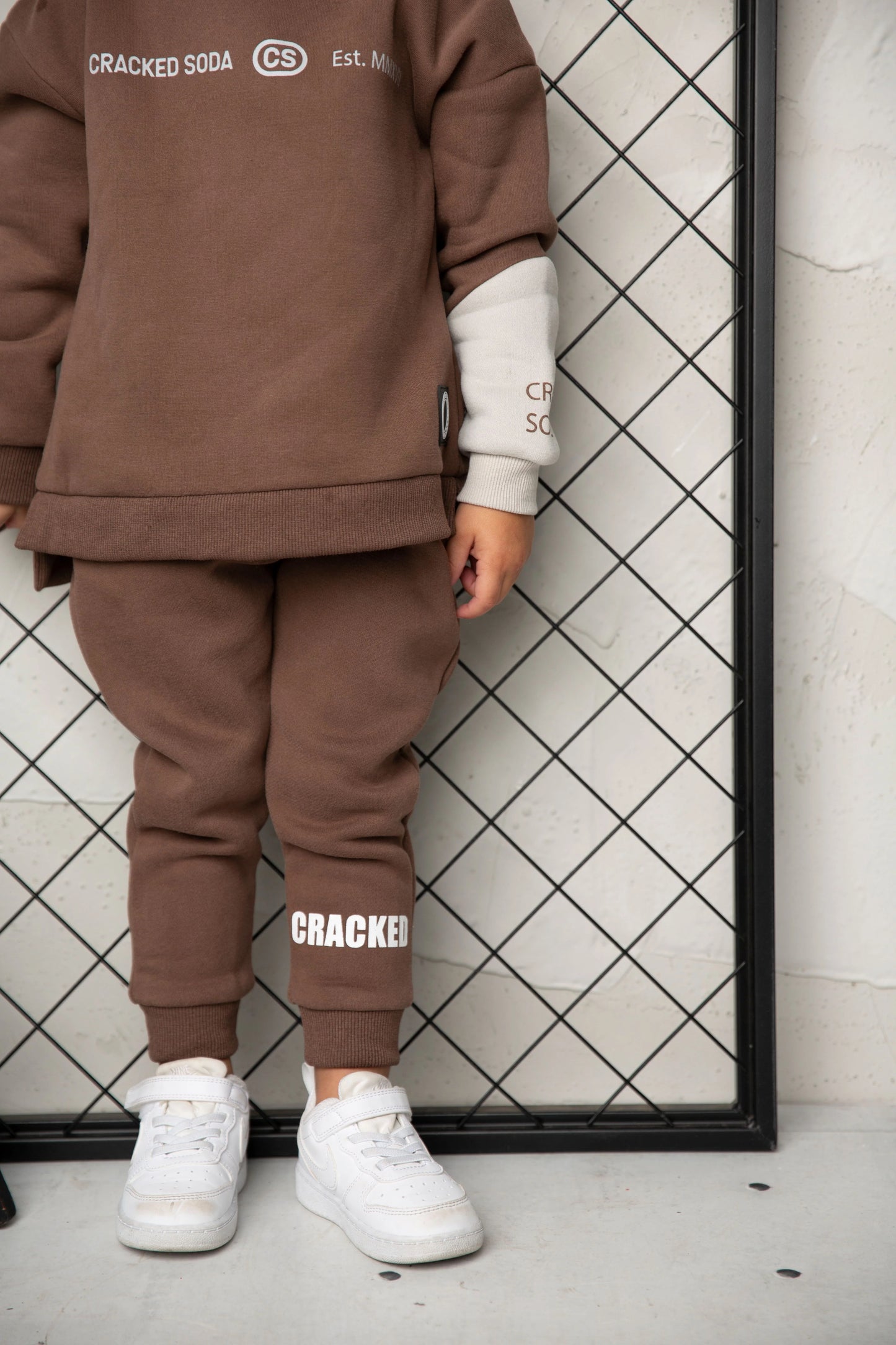 Cracked Soda Charlie Crew Set Coco