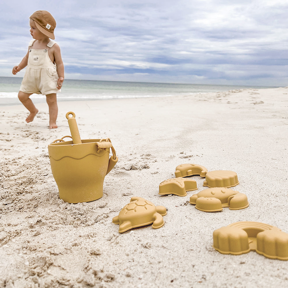 Silicone 8pc Bucket & Spade Set Sunshine
