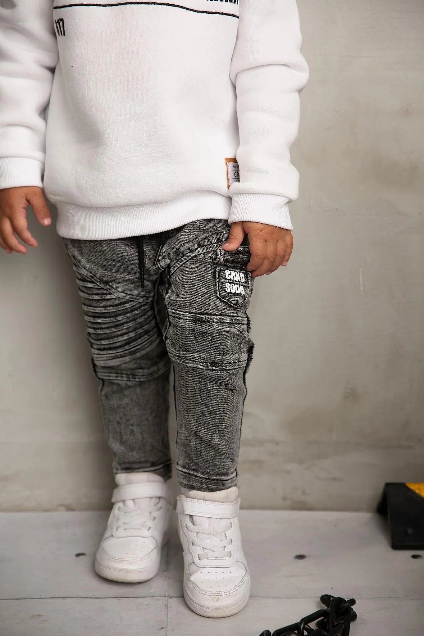 Cracked Soda Jaxton Pocket Jeans Ash Denim