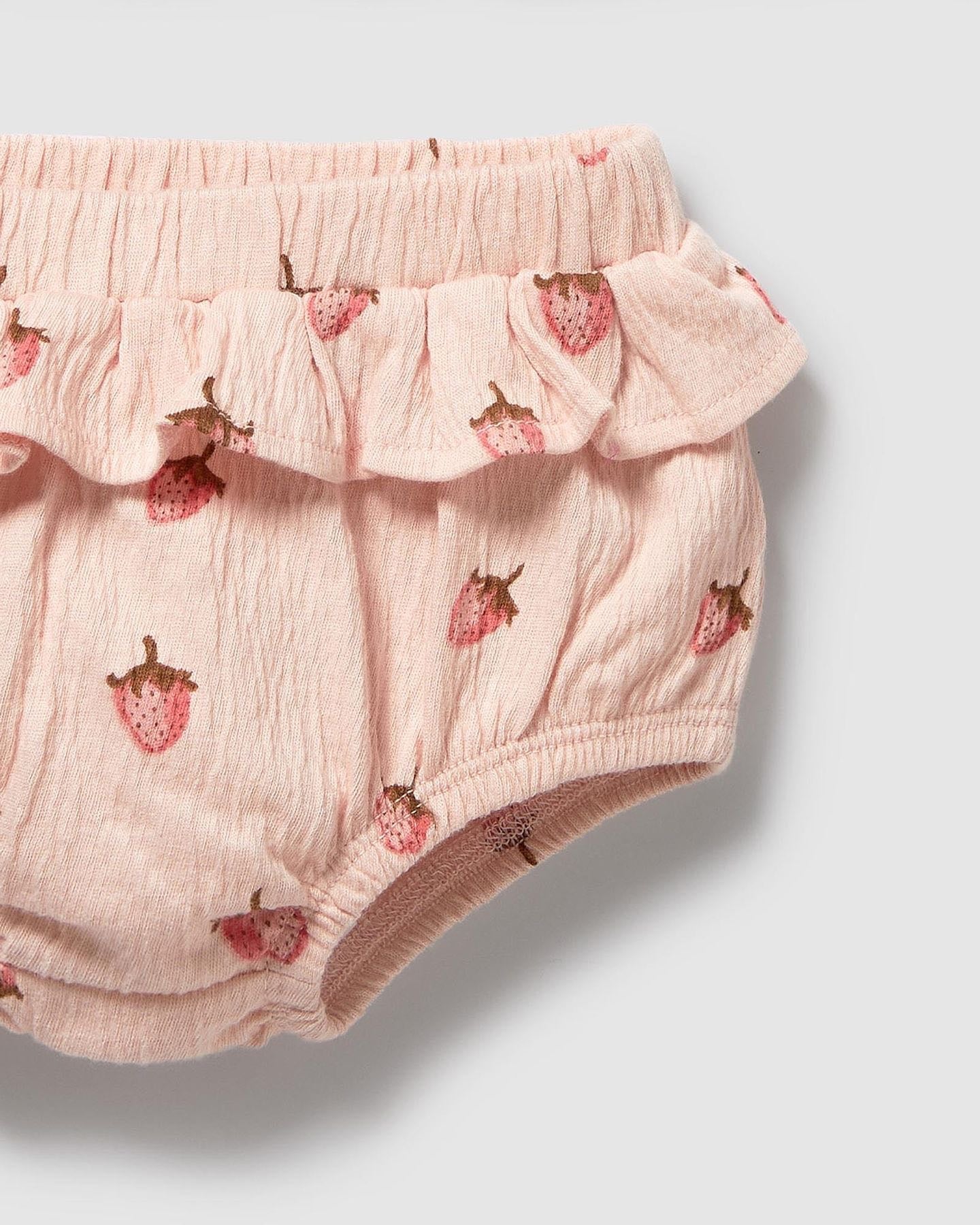Wilson & Frenchy Strawberry Kisses Organic Ruffle Set