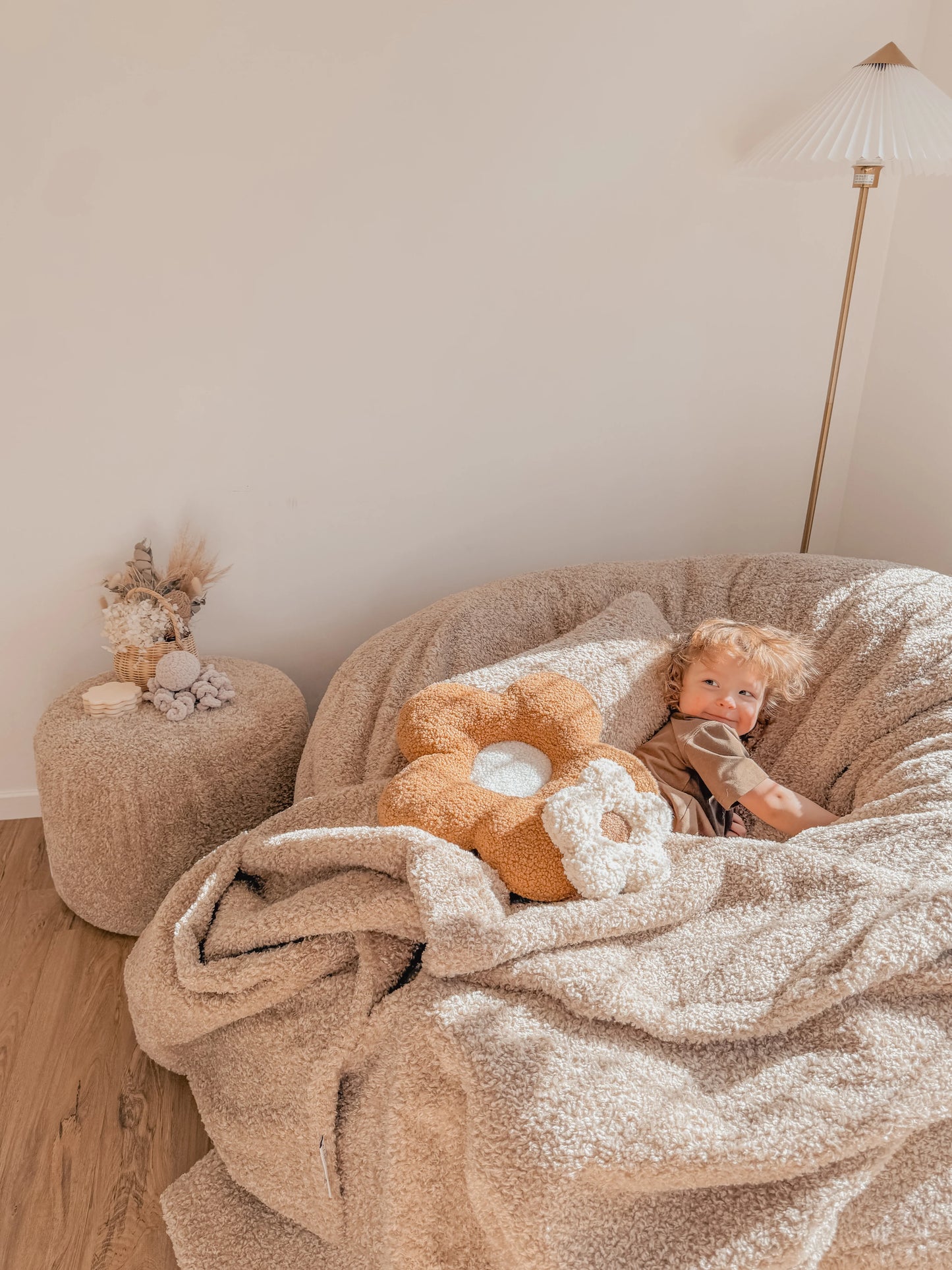 By Lulu The Label Caramel Daisy Cushion β 3 Sizes