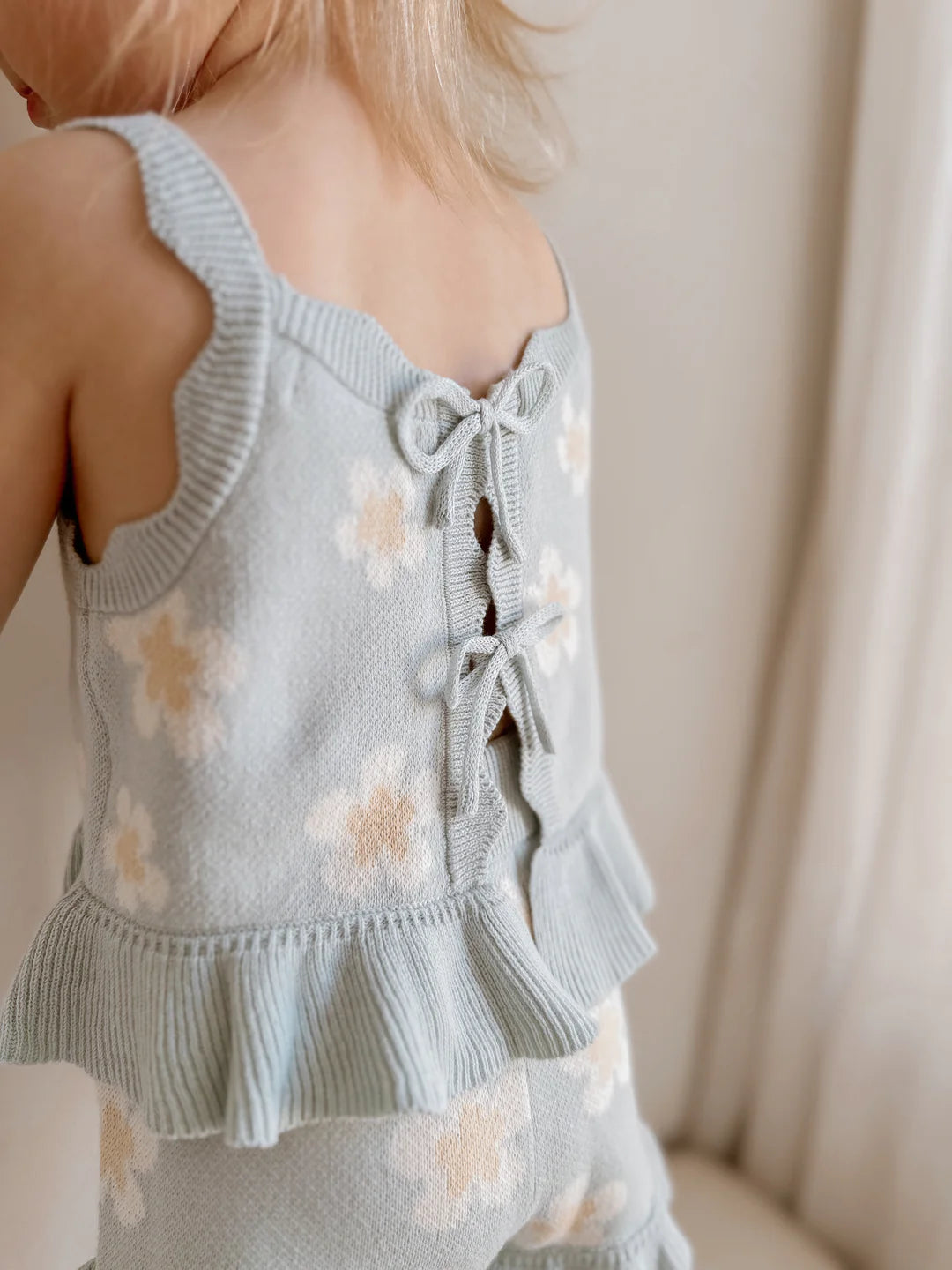 Blossom & Pear Blue Daisy Knit Tie Set