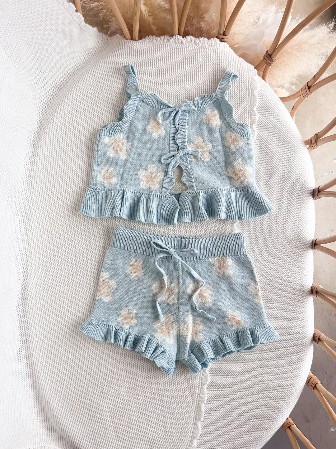 Blossom & Pear Blue Daisy Knit Tie Set