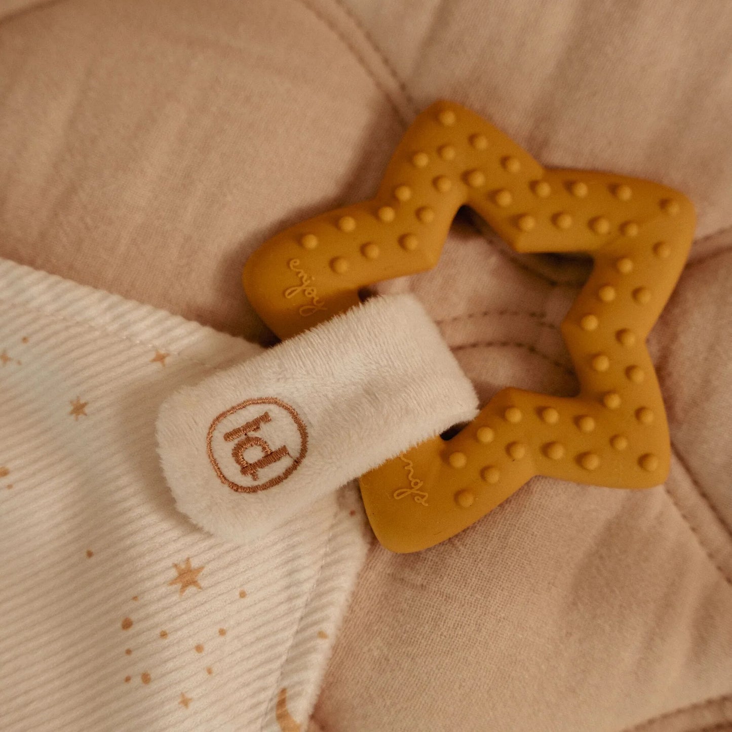 Little Dutch Cuddle Cloth with Teething Ring