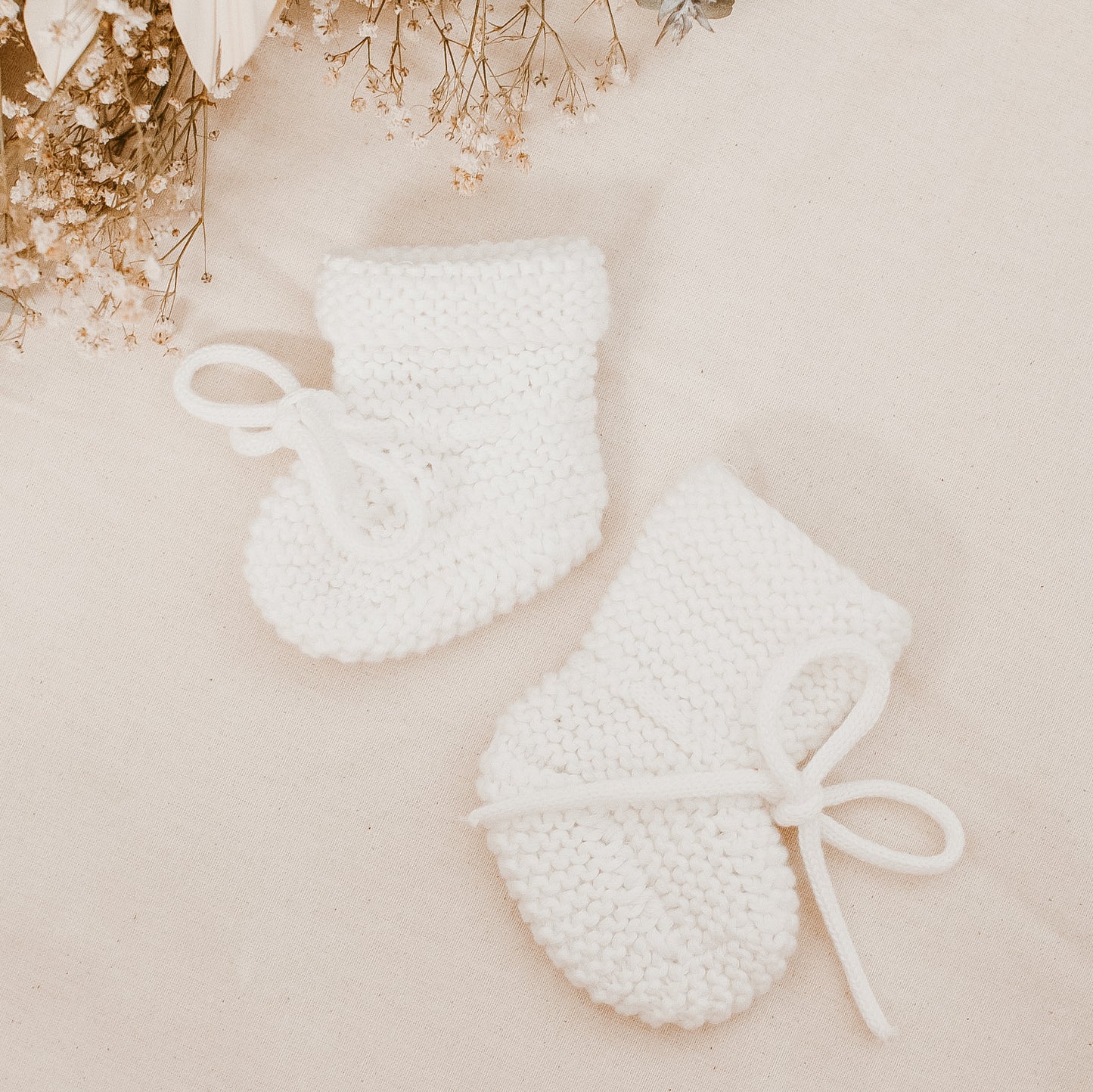 Blossom & Pear Mini Knit Booties Milk