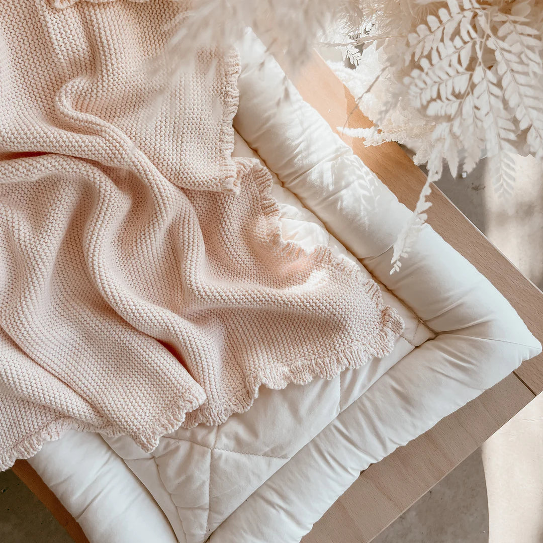 Blossom & Pear Heirloom Scallop Knit Blanket Peony