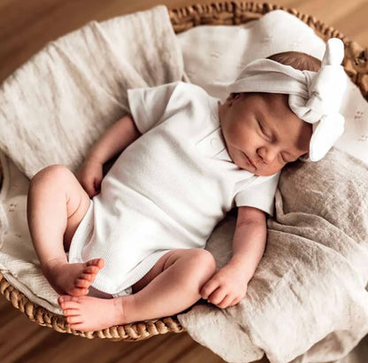 Snuggle Hunny Milk Short Sleeve Bodysuit