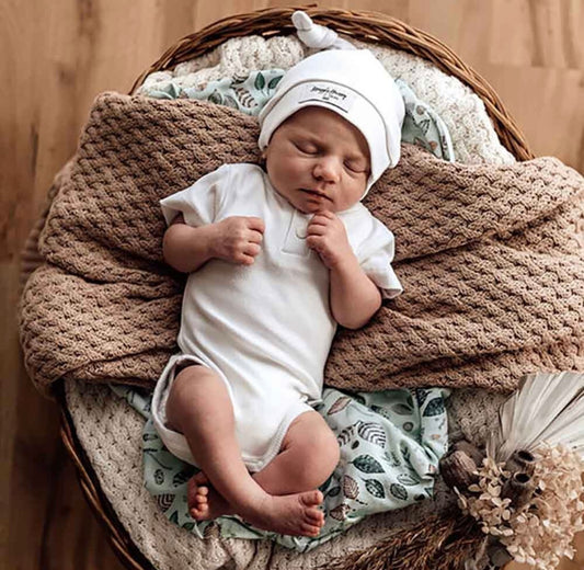 Snuggle Hunny Milk Short Sleeve Bodysuit