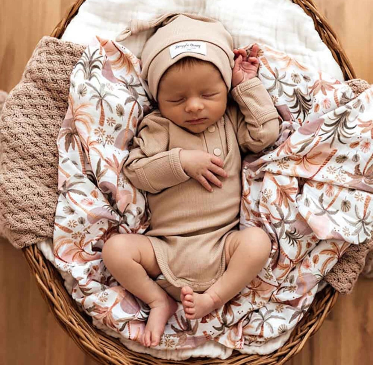 Snuggle Hunny Pebble Long Sleeve Bodysuit