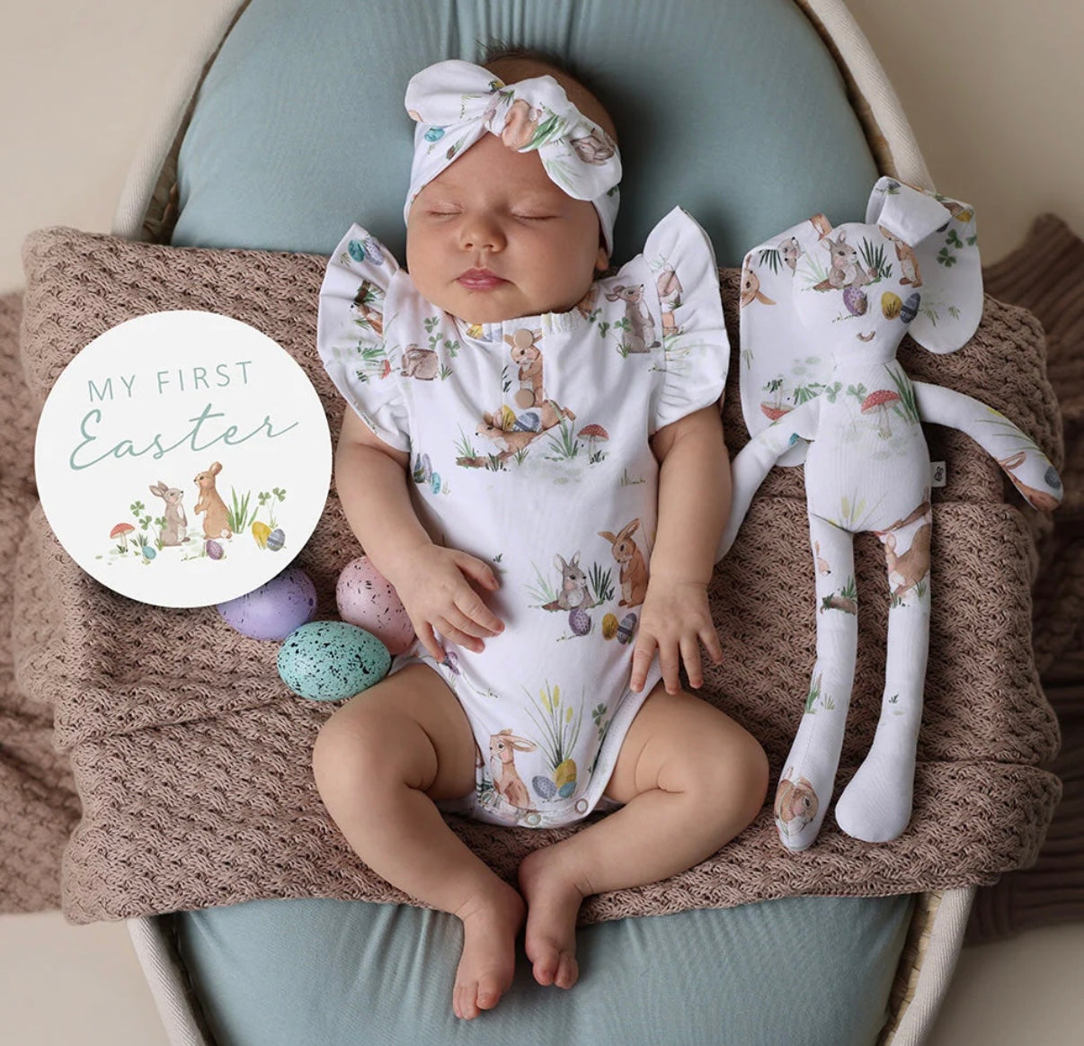 Snuggle Hunny Easter Bunnies Short Sleeve Organic Bodysuit with Frill