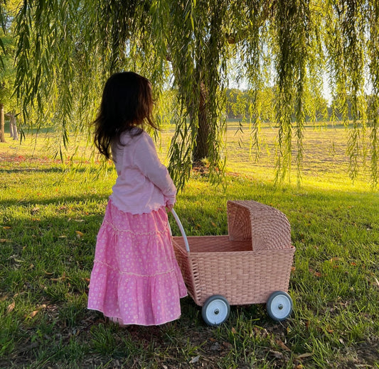 Olli Ella Rattan Pram Strolley Seashell Pink