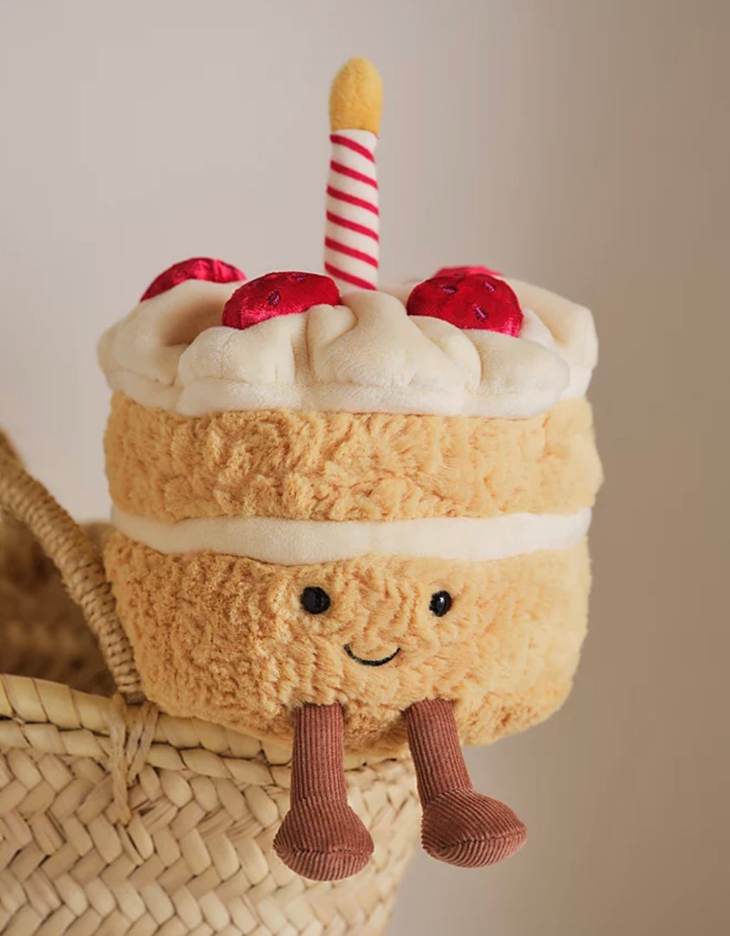Jellycat Amuseables Birthday Cake