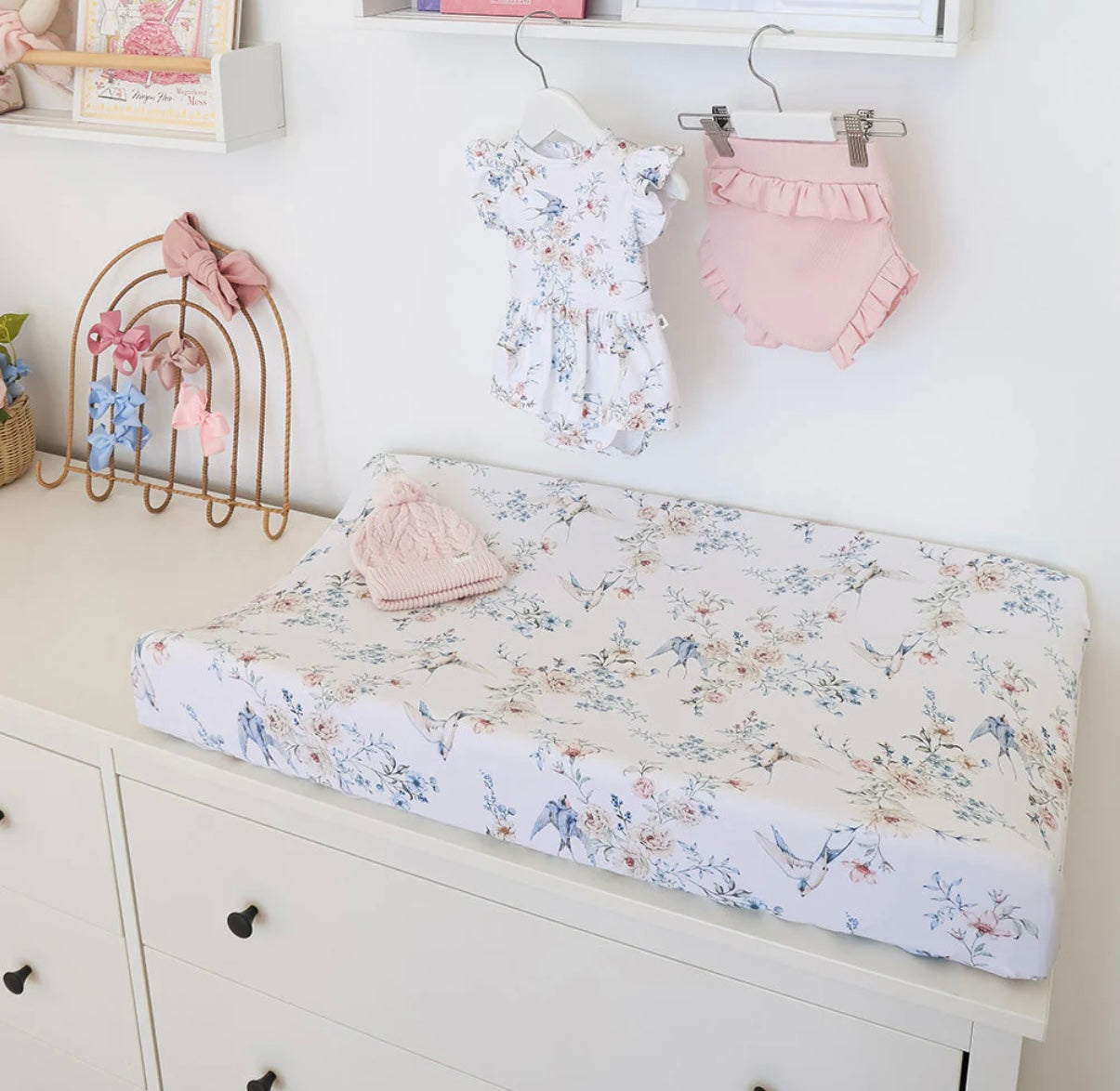 Snuggle Hunny Sweet Swallows Bassinet / Change Pad Cover