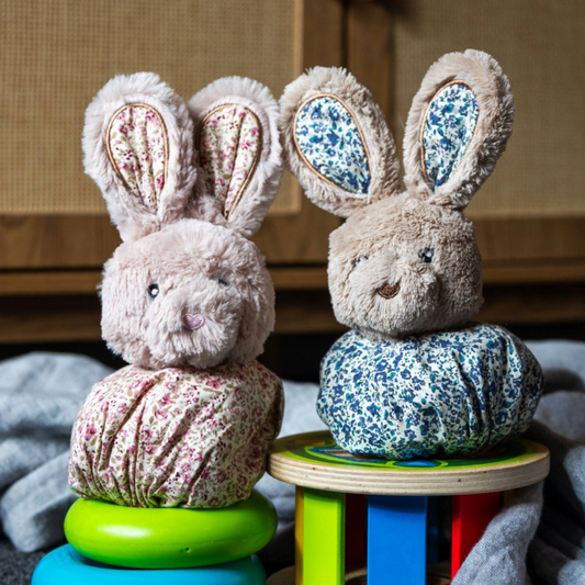 Lily & George Bernard Bunny Ball Comforter