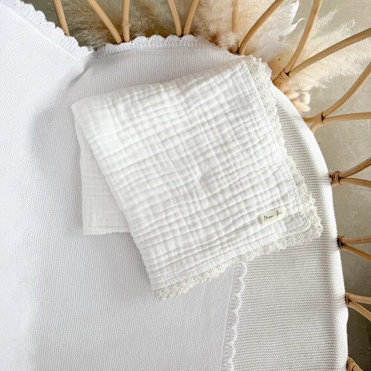 Blossom & Pear Heritage Muslin Blanket Milk with Lace Trim
