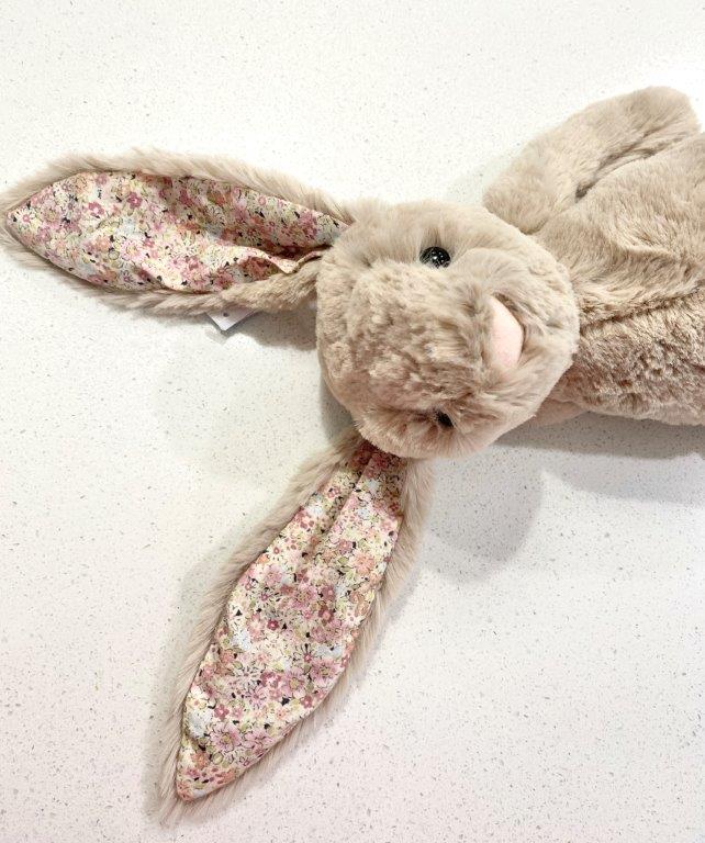 Jellycat Blossom Beige Bunny Petal Medium