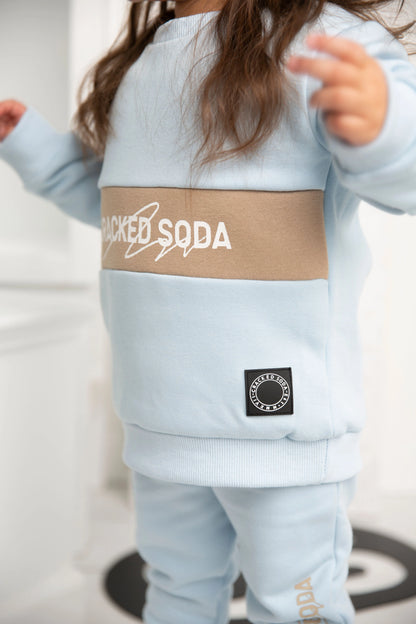 Cracked Soda 2 Piece Vienna Detailed Crew Set Powder Blue