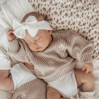 3 Little Crowns Textured Knit Topknot Ivory