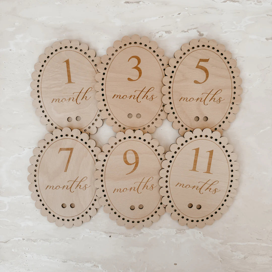 Blossom & Pear White Vintage Bow Baby Milestone Collection