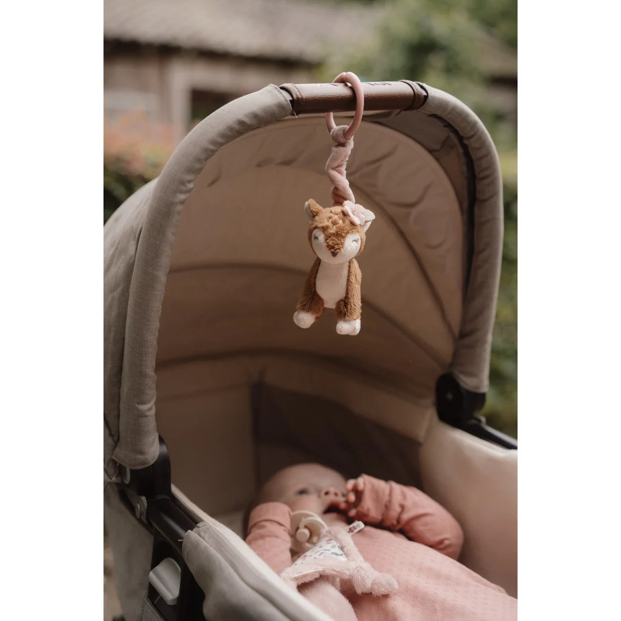 Little Dutch Fairy Pull & Shake Deer