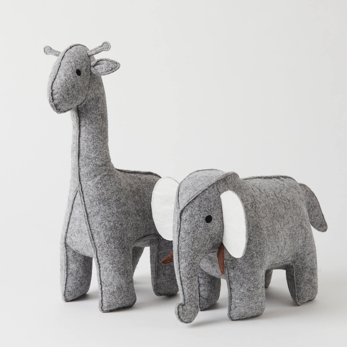 Jiggle & Giggle George & Millie Bookends Set of 2