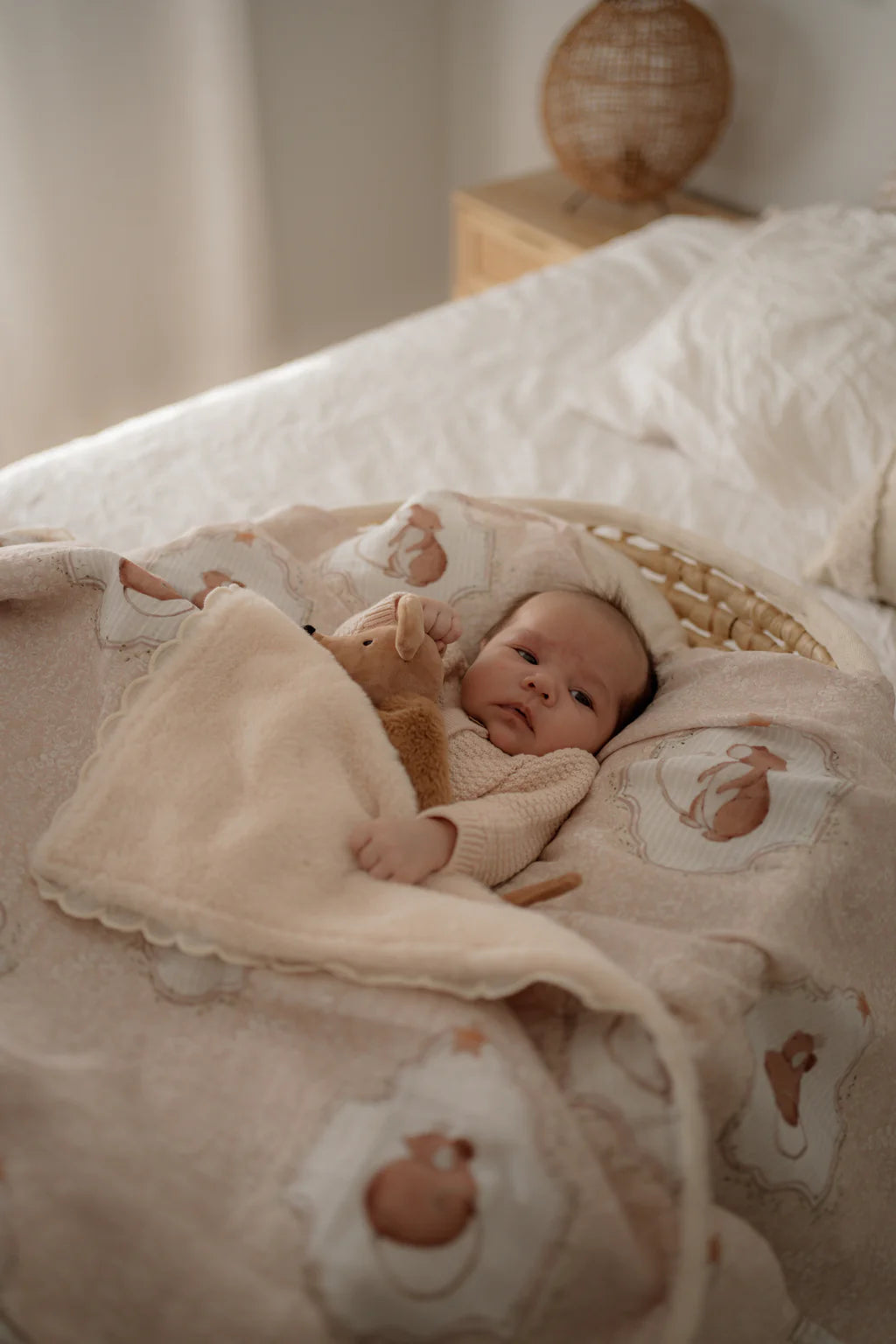 Pop Ya Tot Sweet Squeak Fur Lined Cot Blanket / Quilt