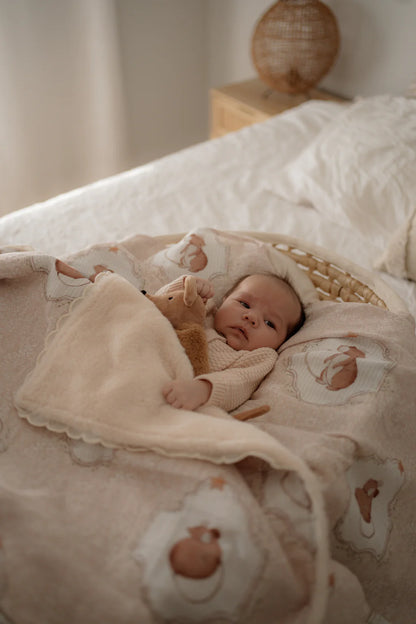 Pop Ya Tot Sweet Squeak Fur Lined Cot Blanket / Quilt