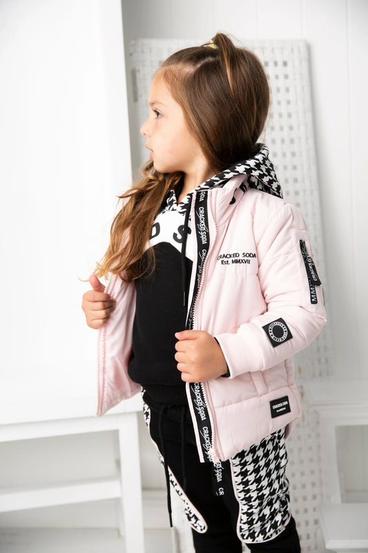 Cracked Soda Alaska Detailed Puffer Jacket Pink