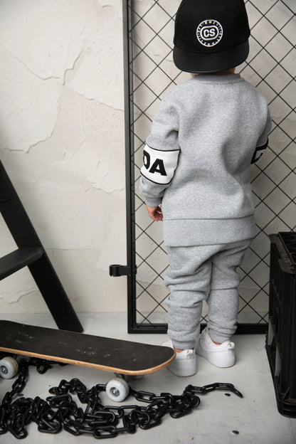 Cracked Soda 2 Piece Tommy Detailed Set Grey