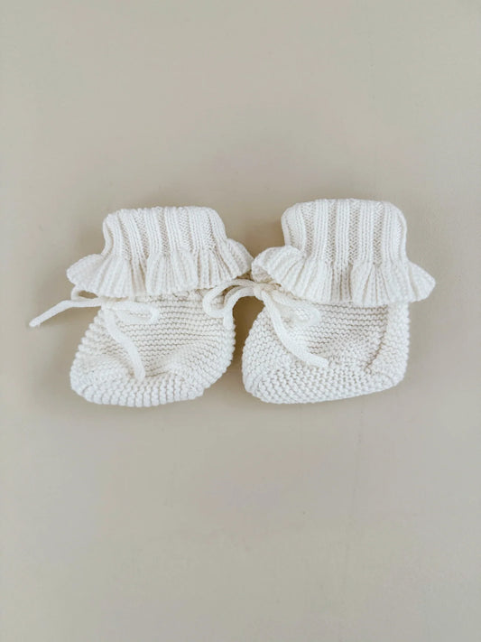 Petite + Co Frill Booties Milk