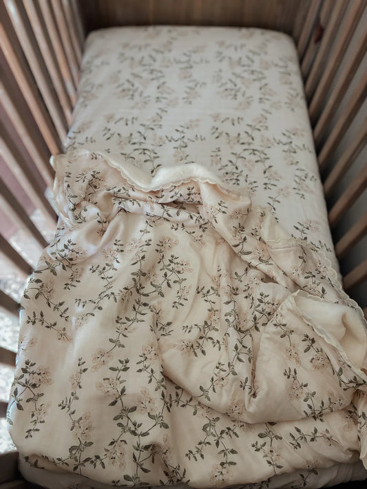 Pop Ya Tot Fleur Blanche Fur Lined Cot Blanket