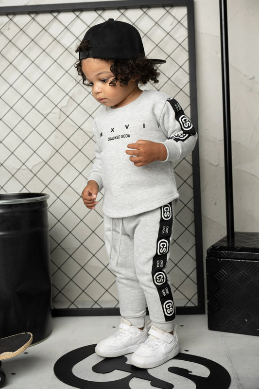 Cracked Soda Oaklen Detail Crew Set Grey Marl