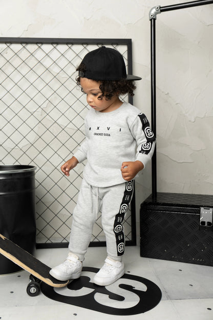 Cracked Soda Oaklen Detail Crew Set Grey Marl